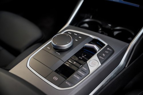 2025 BMW 320i Sport official pricing in Malaysia – from RM266k; ACC with stop &amp; go, 184 PS, updated interior