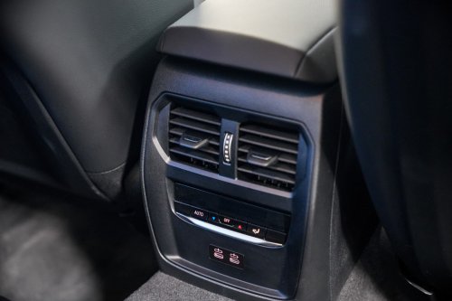 2025 BMW 320i Sport official pricing in Malaysia – from RM266k; ACC with stop &amp; go, 184 PS, updated interior