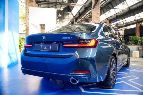 2025 BMW 320i Sport official pricing in Malaysia – from RM266k; ACC with stop &amp; go, 184 PS, updated interior