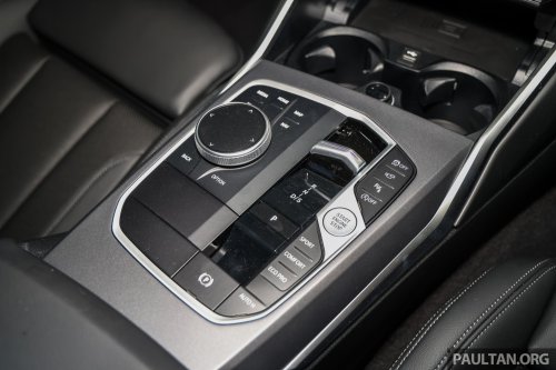 2025 BMW 320i Sport official pricing in Malaysia – from RM266k; ACC with stop &amp; go, 184 PS, updated interior