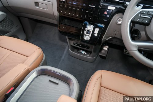 2025 Hyundai Staria in Malaysia – 8-yr warranty, 10-seater priced from RM180k; 7-seater is RM90k cheaper