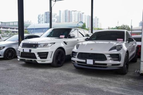 Kelantan JPJ seizes 13 luxury cars worth nearly RM5 mil – no road tax, insurance, lesen, fake number plates