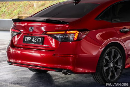 2025 Honda Civic facelift Malaysian review – turbo vs hybrid; which of the C-segment bestseller is better?