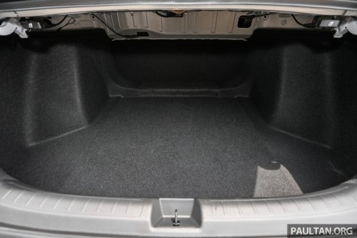 2025 Honda Civic facelift Malaysian review – turbo vs hybrid; which of the C-segment bestseller is better?