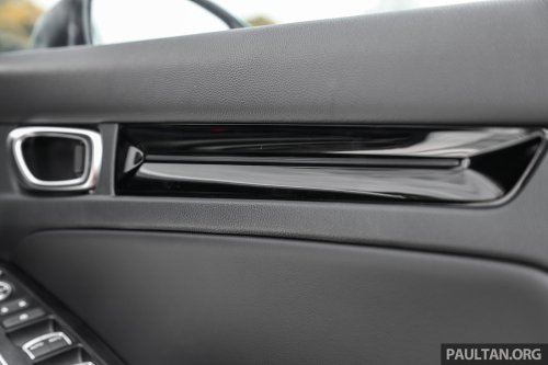 2025 Honda Civic facelift Malaysian review – turbo vs hybrid; which of the C-segment bestseller is better?