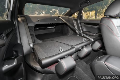 2025 Honda Civic facelift Malaysian review – turbo vs hybrid; which of the C-segment bestseller is better?