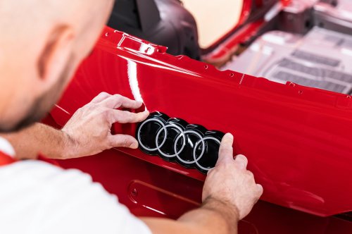 2026 Audi Q3 revealed – 3rd gen gets micro-LED headlights, new stalks, PHEV with 119 km EV range