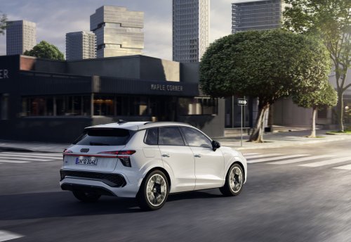 2026 Audi Q3 revealed – 3rd gen gets micro-LED headlights, new stalks, PHEV with 119 km EV range