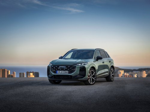 2026 Audi Q3 revealed – 3rd gen gets micro-LED headlights, new stalks, PHEV with 119 km EV range