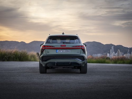 2026 Audi Q3 revealed – 3rd gen gets micro-LED headlights, new stalks, PHEV with 119 km EV range