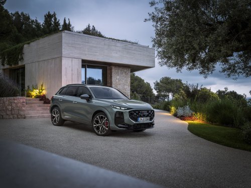 2026 Audi Q3 revealed – 3rd gen gets micro-LED headlights, new stalks, PHEV with 119 km EV range