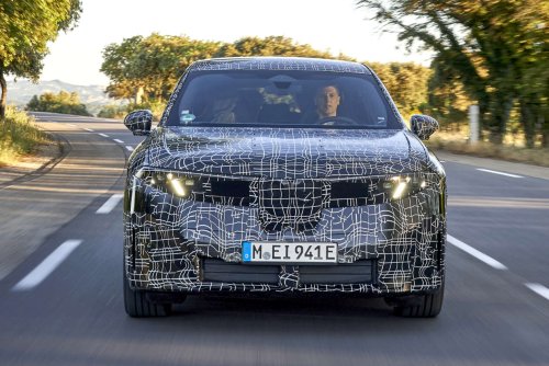 BMW, BMW iX3, 2026 BMW iX3 new details – up to 800 km range, 400 kW DC charging, AI charge port, September reveal
