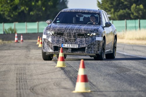 2026 BMW iX3 new details – up to 800 km range, 400 kW DC charging, AI charge port, September reveal