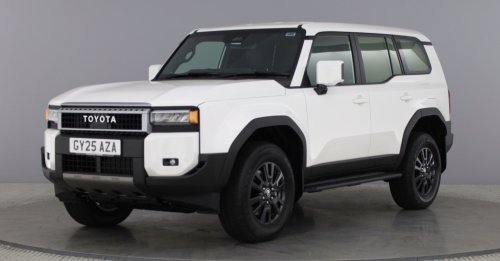 Toyota, Toyota Land Cruiser, Toyota Land Cruiser Commercial revealed for the UK – 2,000 litre cargo space, 2.8L turbodiesel, no rear seats