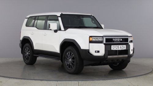 Toyota Land Cruiser Commercial revealed for the UK – 2,000 litre cargo space, 2.8L turbodiesel, no rear seats