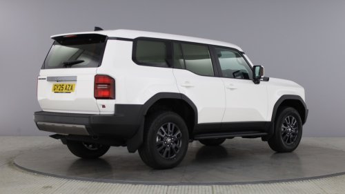 Toyota Land Cruiser Commercial revealed for the UK – 2,000 litre cargo space, 2.8L turbodiesel, no rear seats