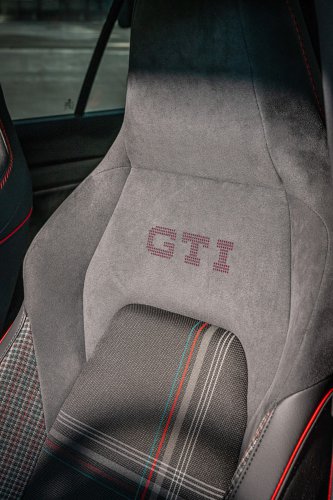 2026 Volkswagen Golf GTI Edition 50 debuts – 325 PS, 420 Nm; fastest production VW on the Nurburgring