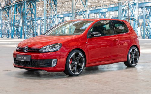 2026 Volkswagen Golf GTI Edition 50 debuts – 325 PS, 420 Nm; fastest production VW on the Nurburgring