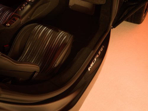 Maserati MCPura debuts – facelifted MC20 gets subtle design tweaks, same 3.0L Nettuno V6 with 630 PS