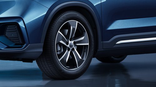 2025 Geely Haoyue L facelift leaked with Proton X50’s 1.5T 4-cylinder – new engine coming to X90 facelift?