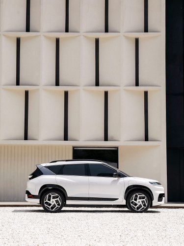 Hyundai, BYD, SUV, Hyundai Elexio – BYD Atto 3-rivalling C-segment EV SUV for China with 27-inch screen, 700 km range