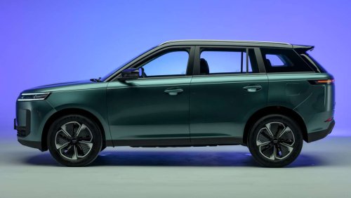 Jaecoo J5 petrol to make UK debut at Goodwood Festival of Speed – 1.6T, first deliveries later this year