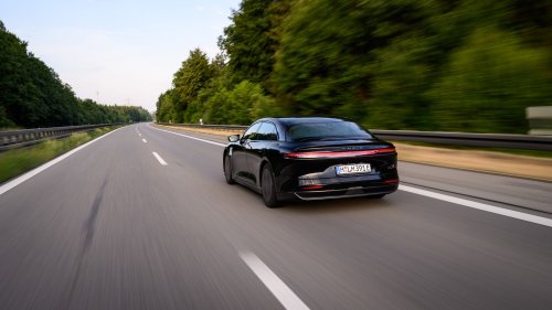 Lucid Air Grand Touring sets Guinness World Record for longest journey by an EV on one charge – 1,205 km