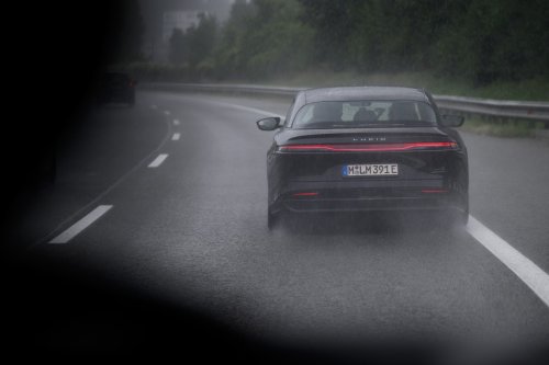 Lucid Air Grand Touring sets Guinness World Record for longest journey by an EV on one charge – 1,205 km