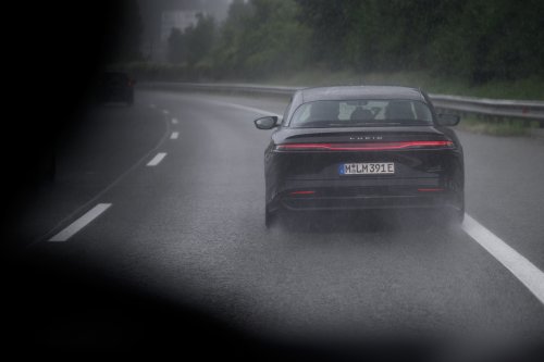 Lucid, Touring, Lucid Air Grand Touring sets Guinness World Record for longest journey by an EV on one charge – 1,205 km