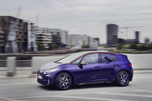 Volkswagen ID.3 GTX Fire+Ice – 1990s throwback special edition is limited to 1,990 units, up to 326 PS