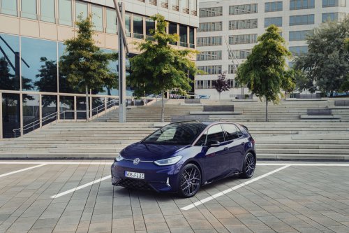 Volkswagen ID.3 GTX Fire+Ice – 1990s throwback special edition is limited to 1,990 units, up to 326 PS