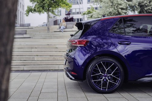 Volkswagen ID.3 GTX Fire+Ice – 1990s throwback special edition is limited to 1,990 units, up to 326 PS