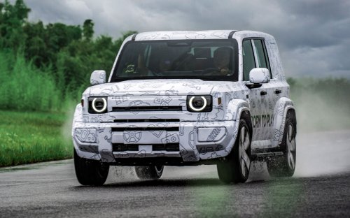 iCar V27 teased again – debut in Dubai on August 1