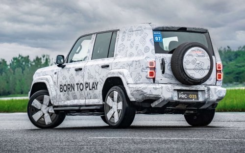 iCar V27 teased again – debut in Dubai on August 1