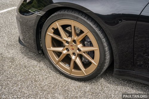 2025 Porsche 911 facelift sampled in Chiang Mai – new GTS with hybrid tech, a step in the right direction?