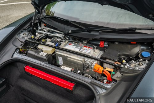 2025 Porsche 911 facelift sampled in Chiang Mai – new GTS with hybrid tech, a step in the right direction?