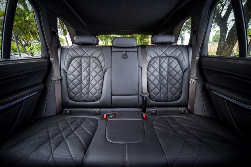 2025 BMW X5 xDrive40i M Sport in Malaysia – 3.0T mild-hybrid, from RM470k; RM25k cheaper than PHEV
