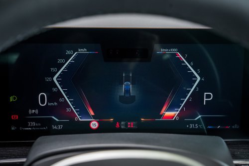 2025 BMW X5 xDrive40i M Sport in Malaysia – 3.0T mild-hybrid, from RM470k; RM25k cheaper than PHEV