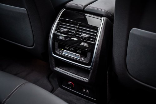 2025 BMW X5 xDrive40i M Sport in Malaysia – 3.0T mild-hybrid, from RM470k; RM25k cheaper than PHEV