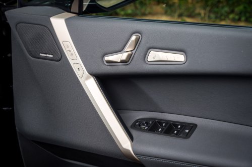 2025 BMW iX facelift launched in Malaysia – xDrive45 fr RM426k, xDrive60 RM488k; up to 701 km EV range