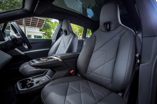 2025 BMW iX facelift launched in Malaysia – xDrive45 fr RM426k, xDrive60 RM488k; up to 701 km EV range