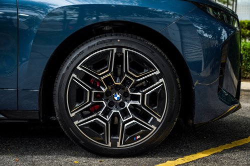 2025 BMW iX facelift launched in Malaysia – xDrive45 fr RM426k, xDrive60 RM488k; up to 701 km EV range