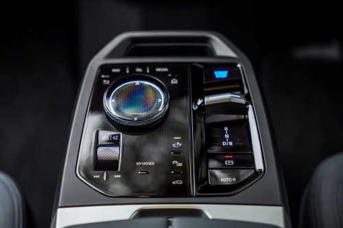 2025 BMW iX facelift launched in Malaysia – xDrive45 fr RM426k, xDrive60 RM488k; up to 701 km EV range