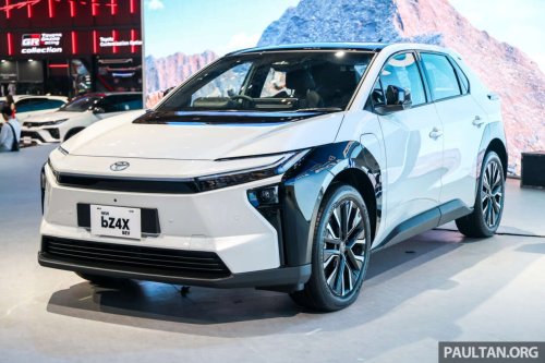 Toyota, Toyota bZ4X, FWD, Toyota bZ4X facelift previewed in Indonesia: now CKD, FWD only, 224 PS, 573 km range, will be much cheaper
