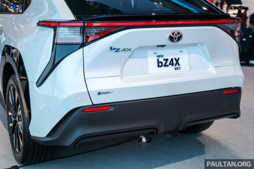 Toyota bZ4X facelift previewed in Indonesia: now CKD, FWD only, 224 PS, 573 km range, will be much cheaper