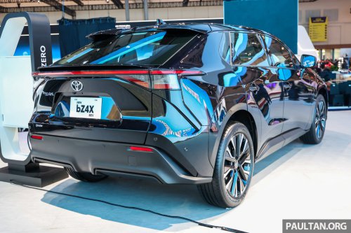Toyota bZ4X facelift previewed in Indonesia: now CKD, FWD only, 224 PS, 573 km range, will be much cheaper