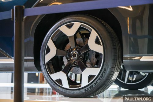 i2C is Indonesia’s next national car – ‘indigenous car’ previewed at GIIAS 2025 by Italdesign SUV clay model