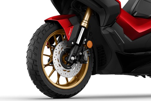 2025 Honda ADV350 updated with TFT-LCD and Honda RoadSync for Malaysia, price unchanged at RM33,999