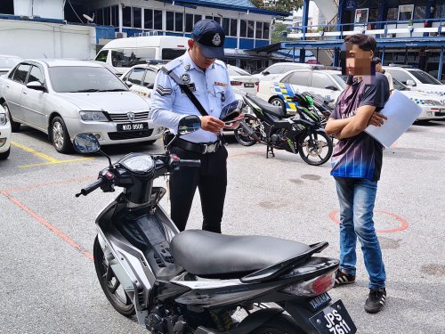 KL Traffic Police continue crackdown on noisy bikes
