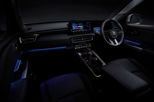 2025 Mitsubishi Destinator debuts in Indonesia – new global three-row SUV for with 1.5T, CVT; CR-V size